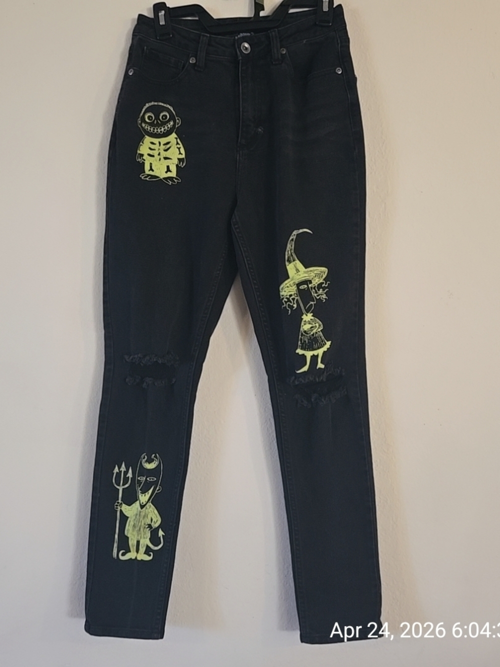 Her Universe Black Skinny Jeans with Neon Green Halloween Prints